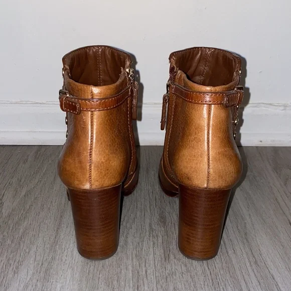 Tory Burch Boots 👢 - Picture 4 of 5